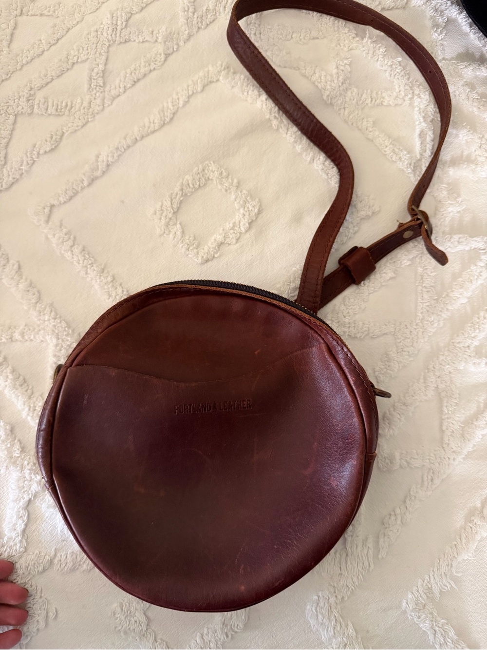 Portland leather crossbody